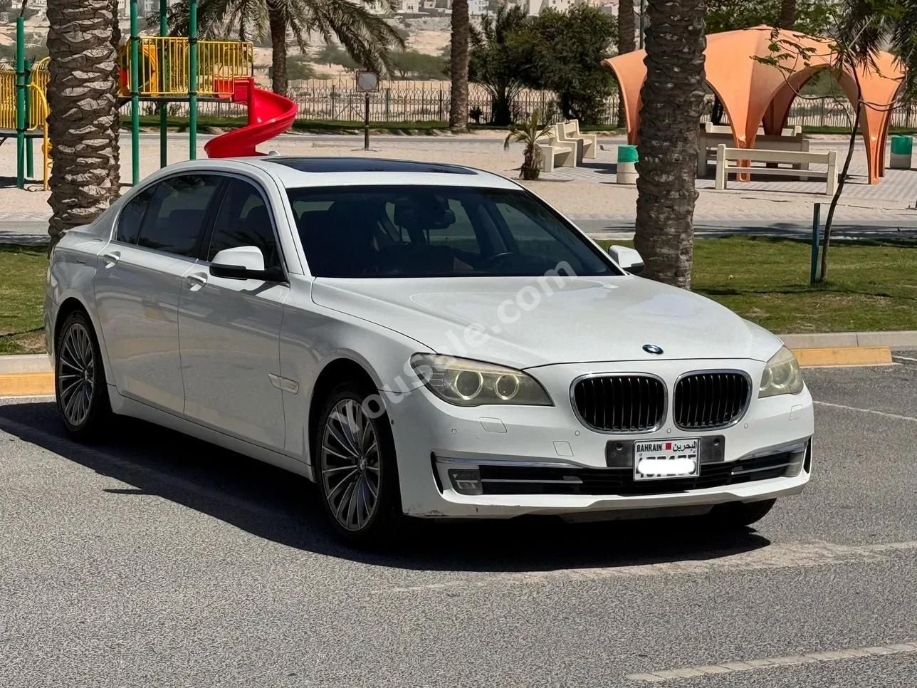بي ام دبليو الفئة - السابعة 730 Li 2013 اتوماتك 224,450 كم 6 سلندر سيدان أبيض