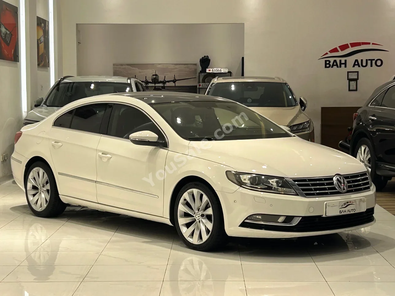 Volkswagen  Passat  CC  2013  Automatic  165,000 KM  4 Cylinder  Sedan  White