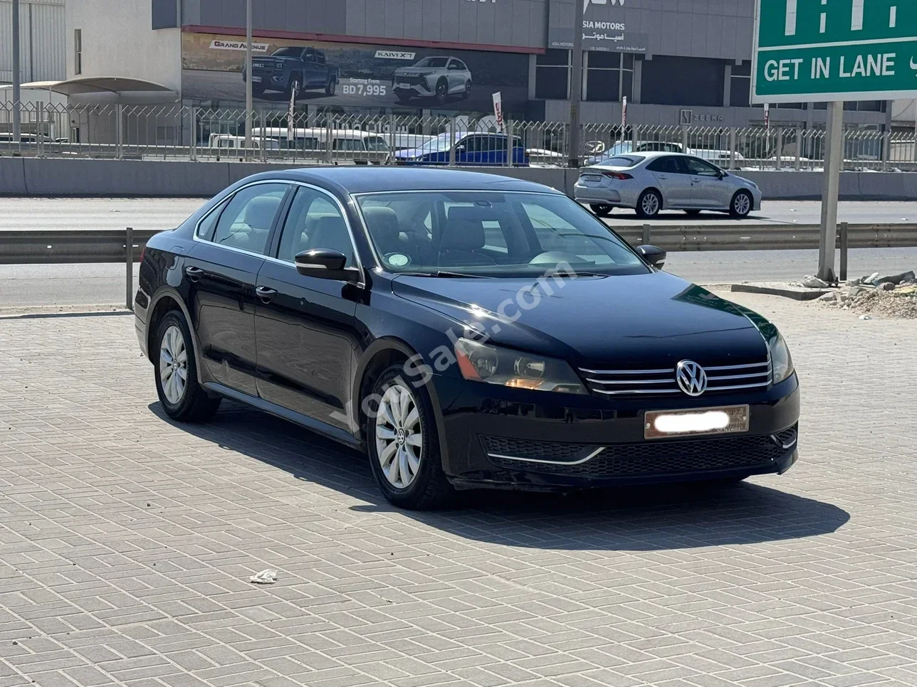 فوكس واغن  باسات  2014  اتوماتك  101,600 كم  5 سلندر  سيدان  أسود