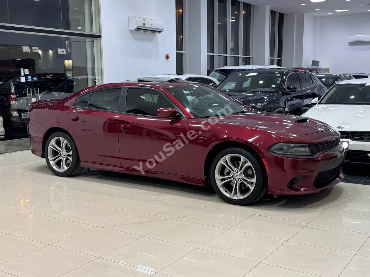 دودج  تشارجر  2021  اتوماتك  129,500 كم  6 سلندر  سيدان  عنابي