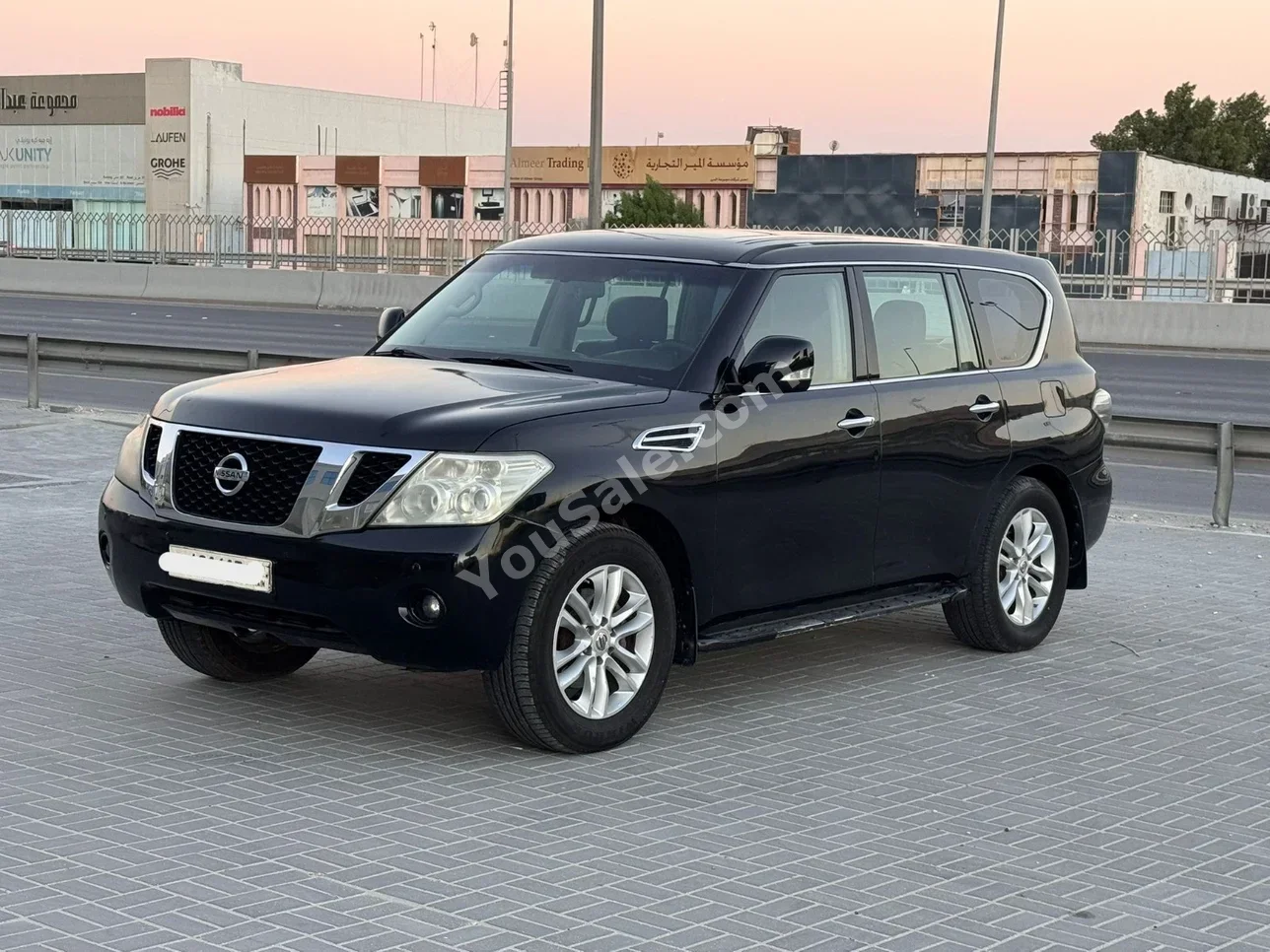 نيسان  باترول  ال اي  2011  اتوماتك  319,750 كم  8 سلندر  اس يو في  أسود