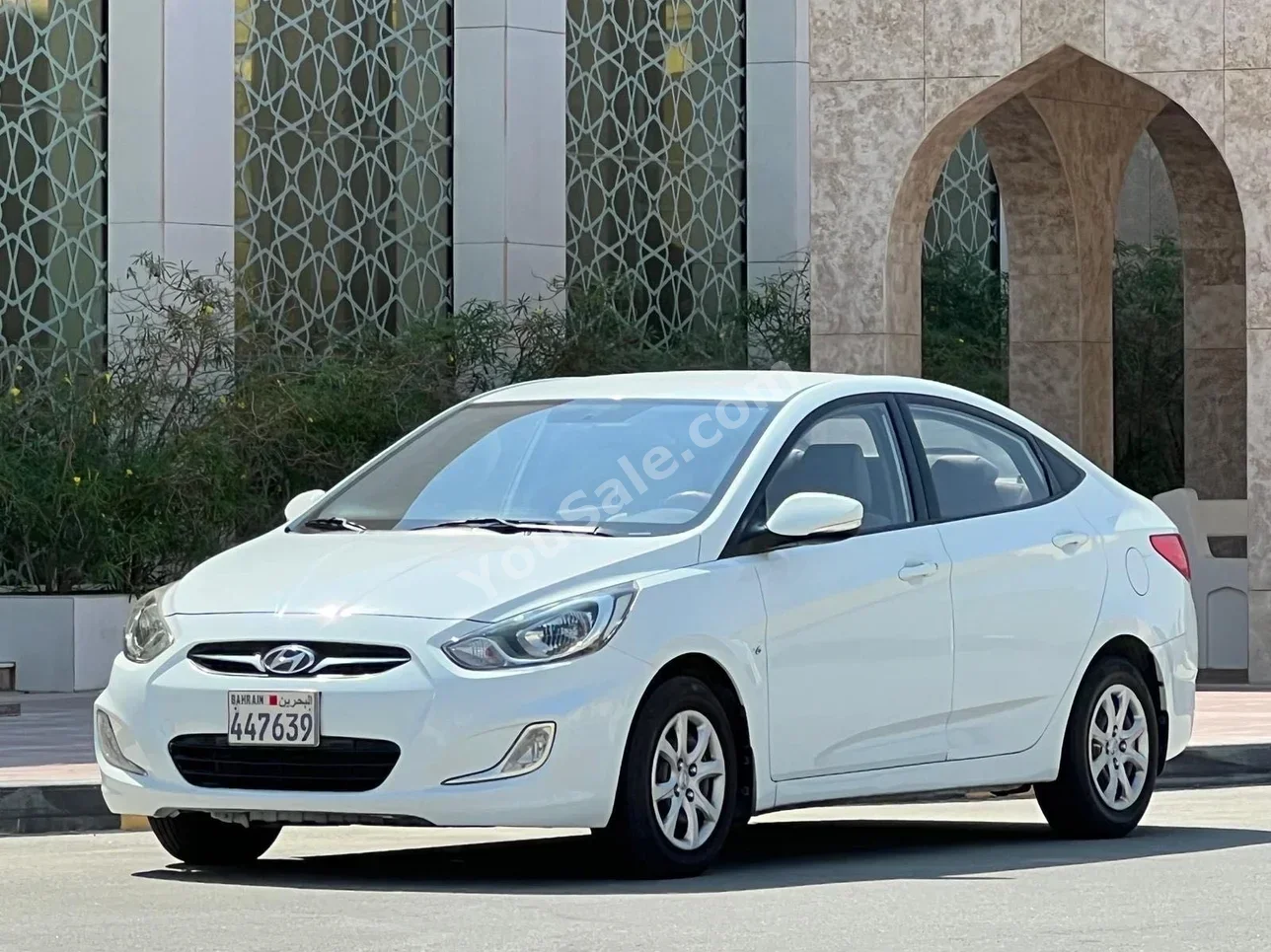 هيونداي  اكسنت  1.6  2013  اتوماتك  100,000 كم  4 سلندر  سيدان  أبيض