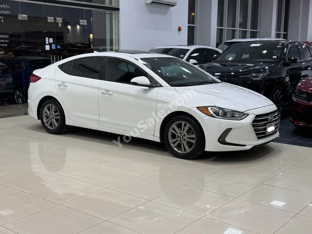 Hyundai  Elantra  2018  Automatic  114,400 KM  4 Cylinder  Sedan  White