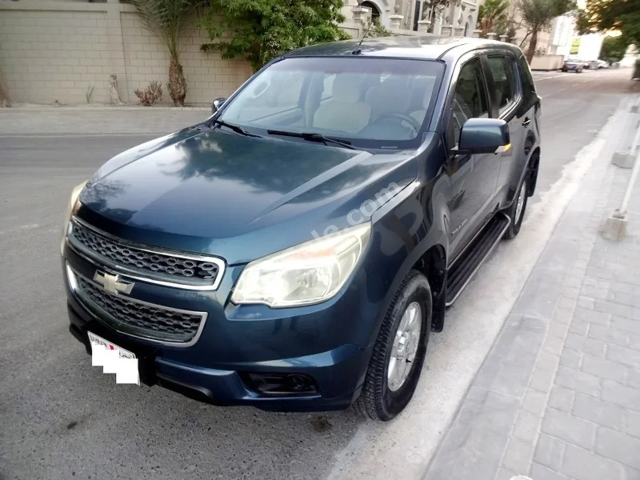 Chevrolet TrailBlazer 2013 Automatic 118,000 KM 6 Cylinder SUV Blue