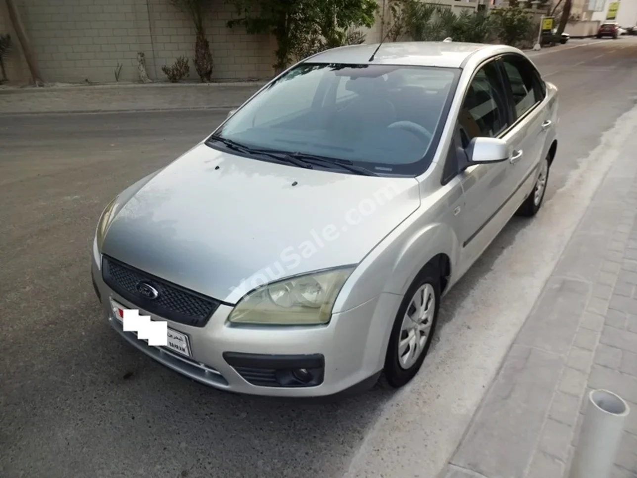 Ford  Focus  2007  Automatic  207,000 KM  4 Cylinder  Sedan  Silver