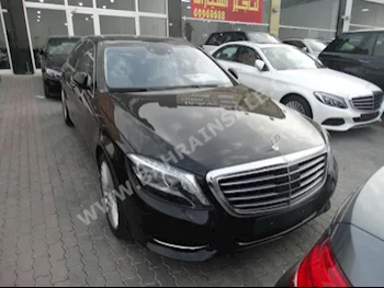 Mercedes-Benz  S-Class  400  2017  Sedan  Automatic  6  26,000  RWD  Black  Gasoline