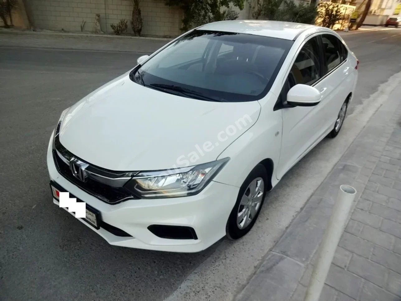 هوندا سيتي 2018 اتوماتك 403,976 كم 4 سلندر سيدان أبيض