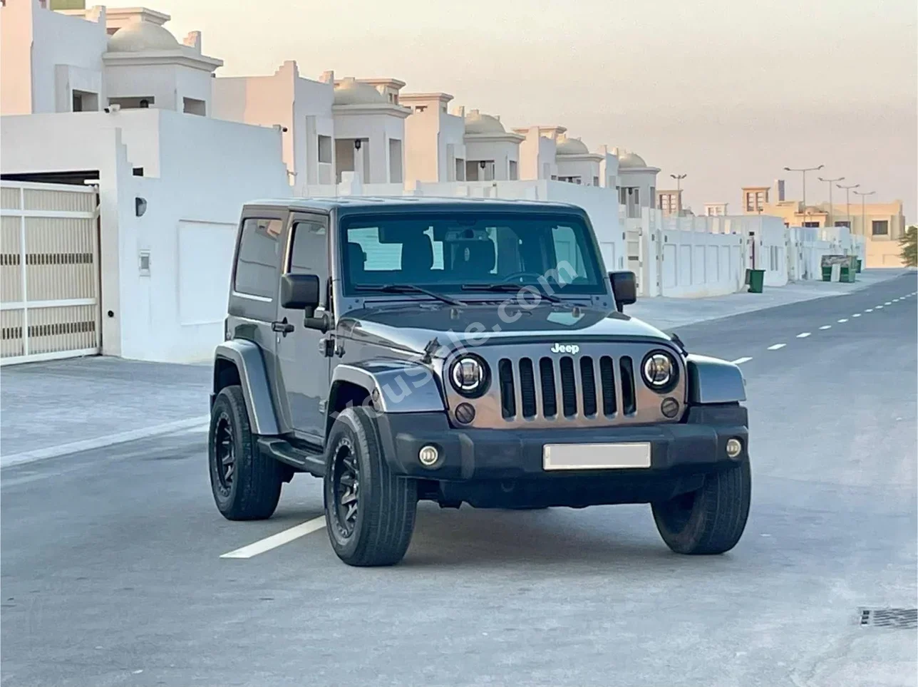 جييب  رانجلار  سبورت  2018  اتوماتك  63,000 كم  6 سلندر  كوبيه \ سبورت  رمادي