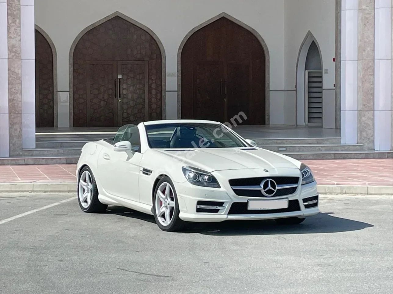 Mercedes-Benz  SLK-Class  200  2012  Automatic  151,000 KM  4 Cylinder  Sedan  White