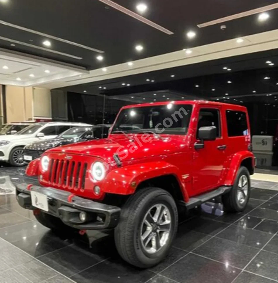 جييب  رانجلار  صحارى  2014  اتوماتك  167,000 كم  6 سلندر  اس يو في  أحمر