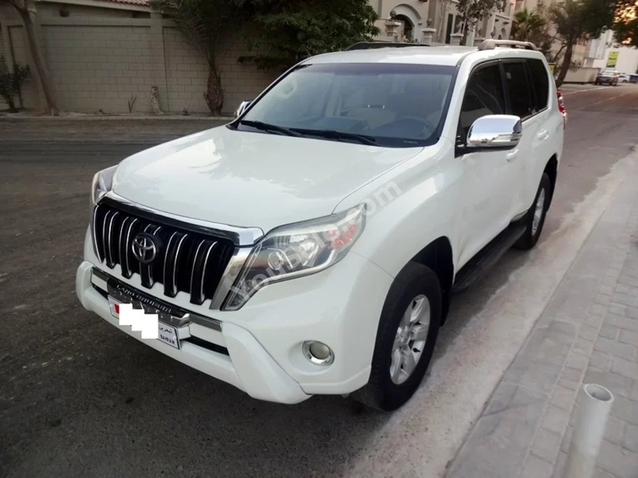 Toyota  Prado  TXL  2014  Automatic  130,000 KM  4 Cylinder  SUV  White