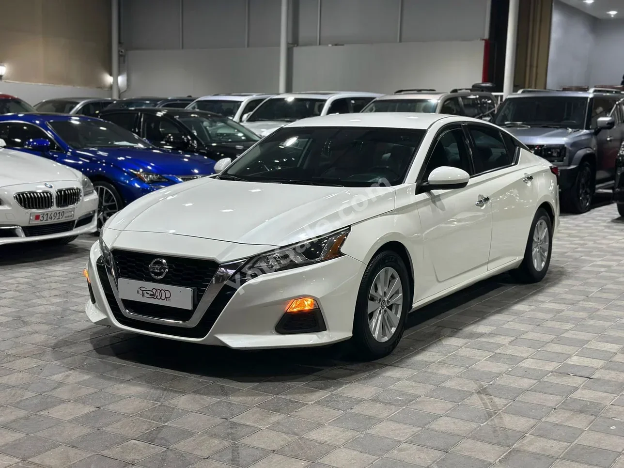 نيسان ألتيما 2.5 اس 2019 اتوماتك 274,000 كم 4 سلندر اس يو في أبيض