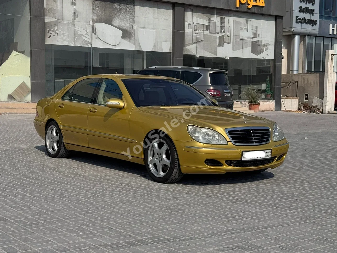 Mercedes-Benz  S-Class  500  2004  Automatic  194,000 KM  8 Cylinder  Sedan  Gold
