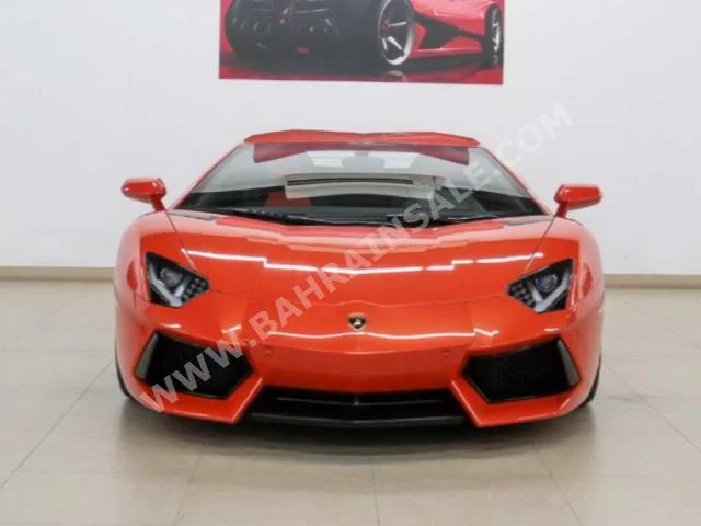 لمبرجيني  أفانتادور  ال بي 700 4  2012  كوبيه \ سبورت  اف - 1  8  11,000  دفع رباعي  برتقالي  بنزين