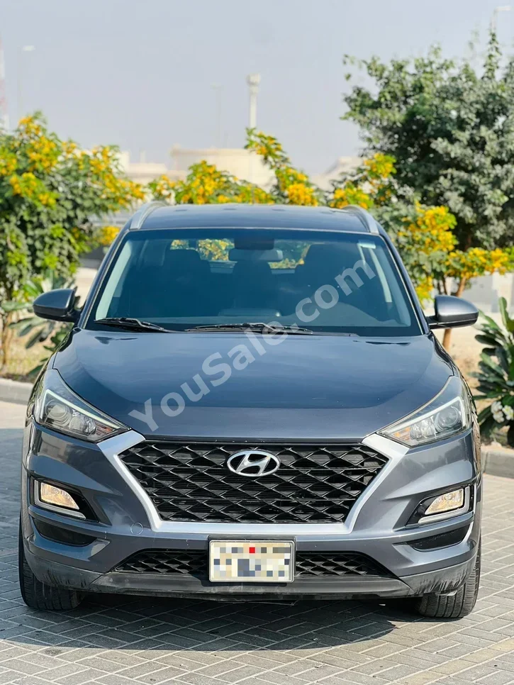 Hyundai  Tucson  2019  Automatic  115,000 KM  4 Cylinder  SUV  Gray