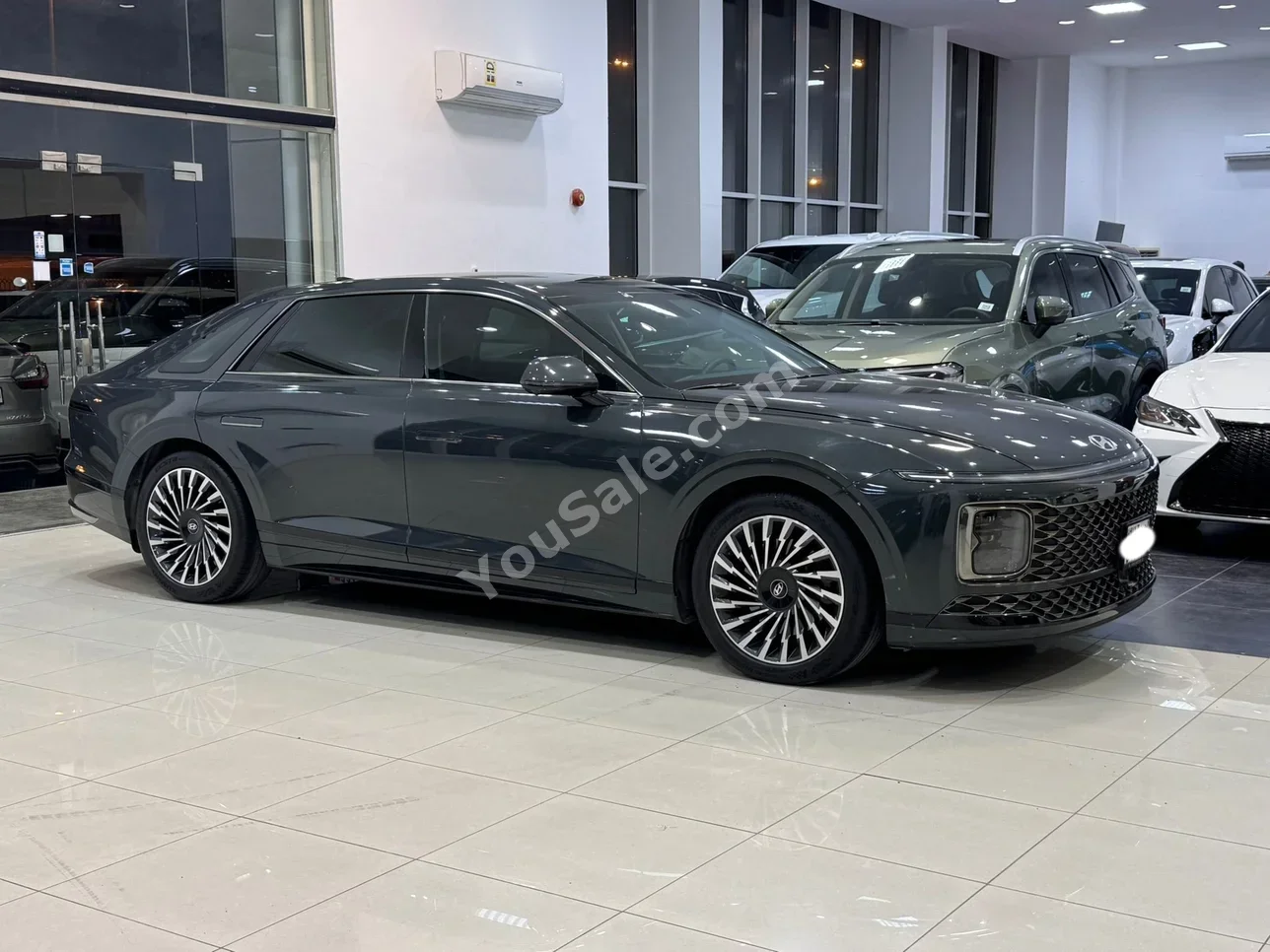 Hyundai  Azera  2024  Automatic  31,100 KM  6 Cylinder  Sedan  Gray  With Warranty