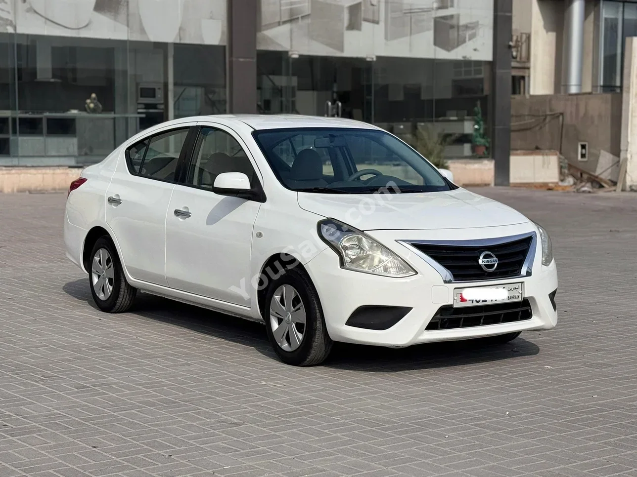 Nissan  Sunny  2016  Automatic  121,850 KM  4 Cylinder  Sedan  White