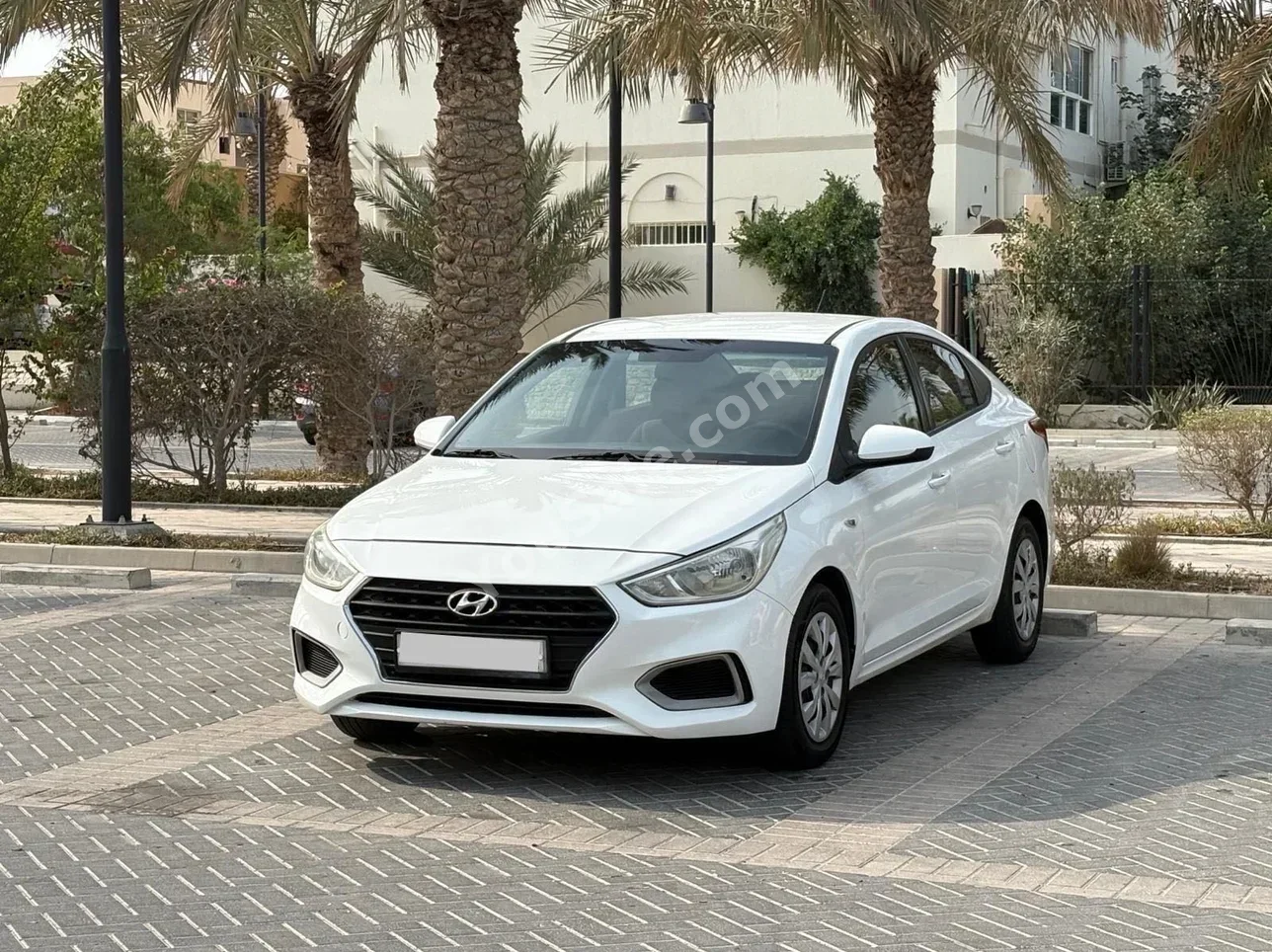 Hyundai  Accent  1.6  2019  Automatic  150,000 KM  4 Cylinder  Sedan  White