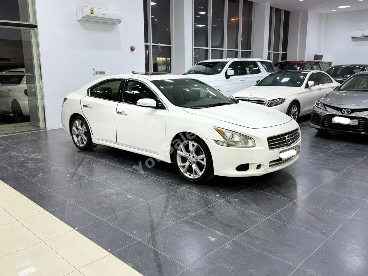 نيسان  ماكسيما  2012  اتوماتك  251,450 كم  6 سلندر  سيدان  أبيض