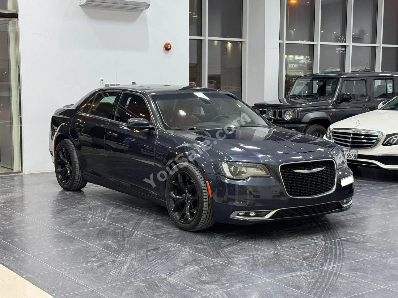 Chrysler  300C  2016  Automatic  123,800 KM  6 Cylinder  Sedan  Black