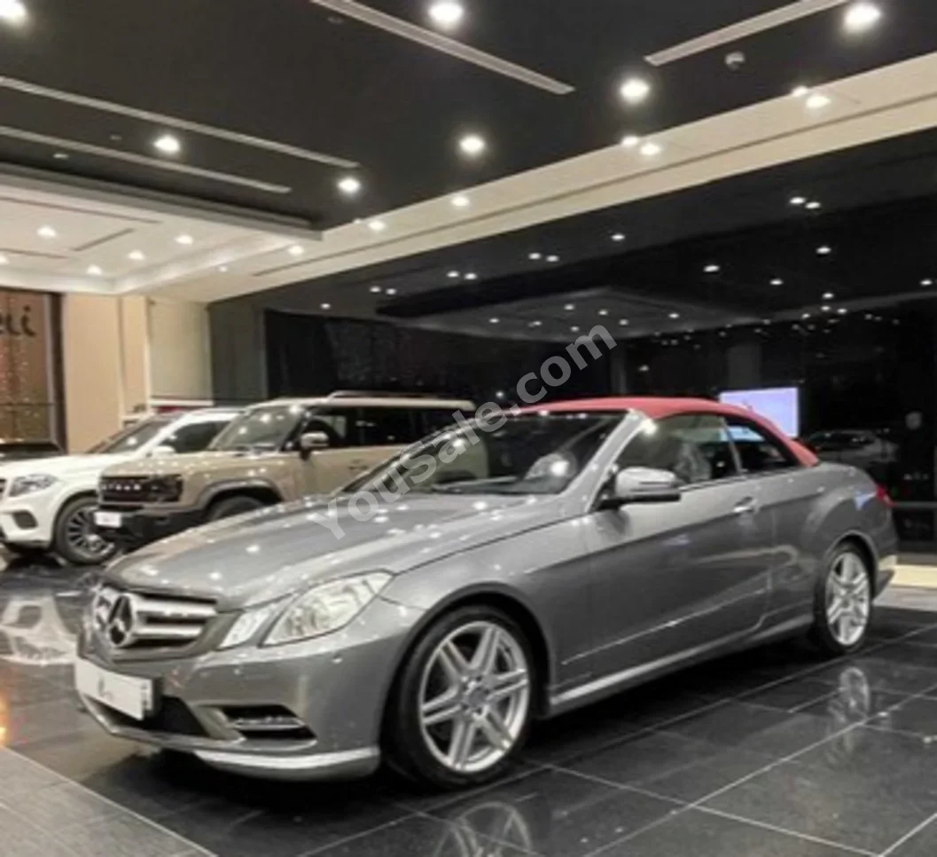Mercedes-Benz  E-Class  350  2013  Automatic  57,000 KM  6 Cylinder  Convertible  Gray