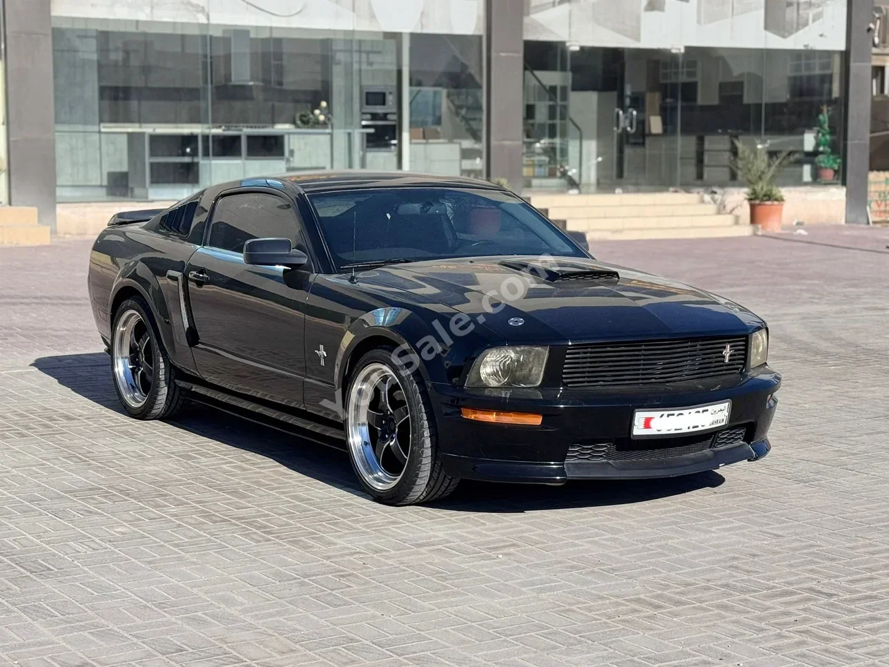 فورد  موستانغ  2007  عادي  125,350 كم  8 سلندر  سيدان  أسود