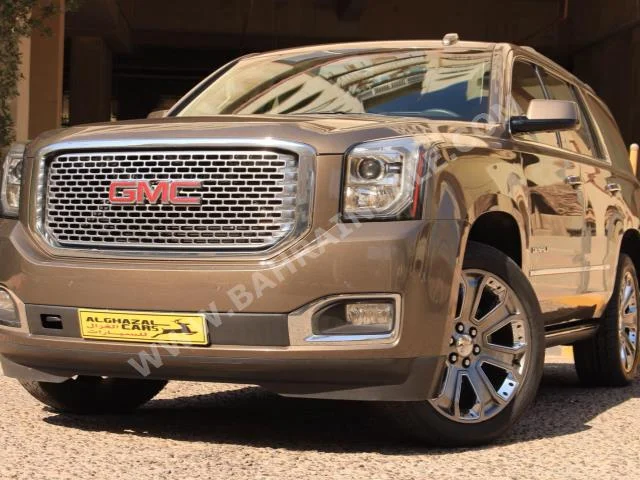 GMC  Yukon  Denali  2016  SUV  Automatic  8  40,000  4WD  Gold  Gasoline