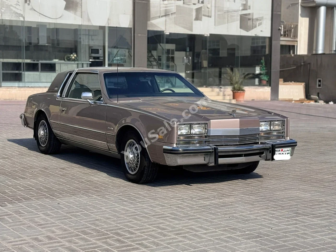 اولدز موبيل كلاسك 1984 اتوماتك 99,750 كم 8 سلندر سيدان بني