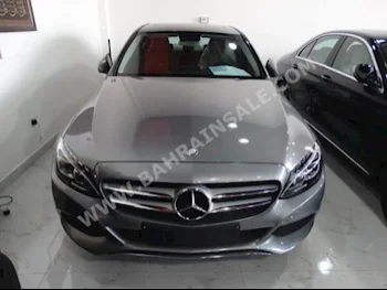 Mercedes-Benz  C-Class  200  2016  Sedan  Automatic  4  28,000  RWD  Gray  Gasoline