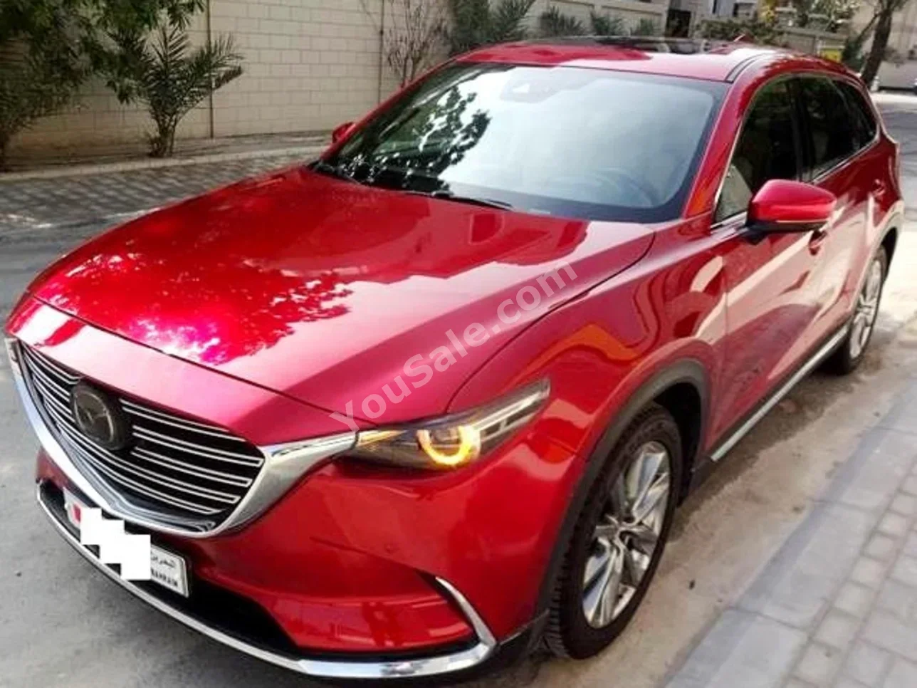 Mazda  CX  9  2018  Automatic  175,000 KM  4 Cylinder  SUV  Dark Red
