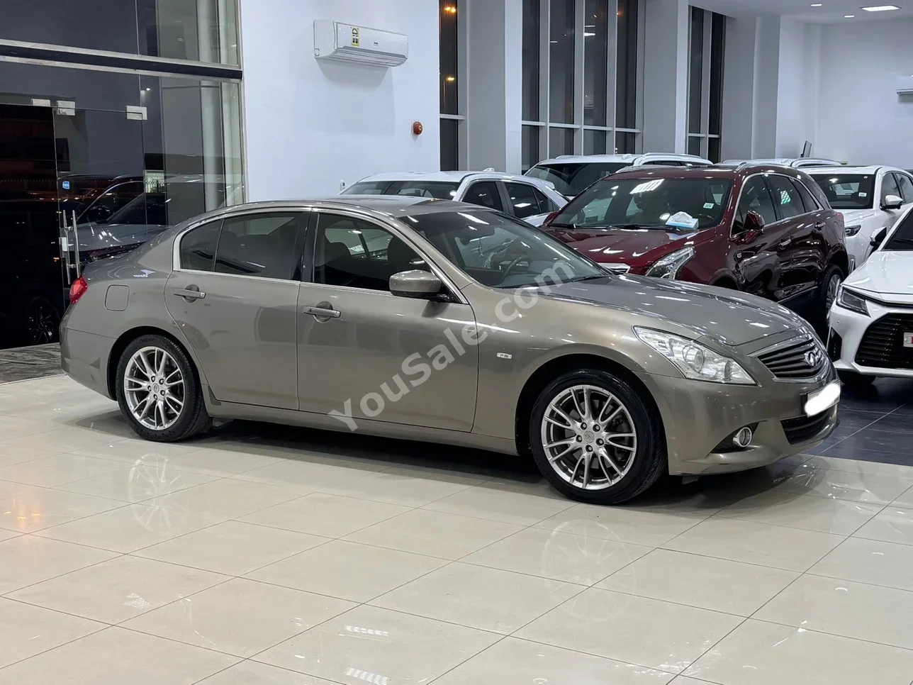 انفنيتي  جي  25  2014  اتوماتك  178,450 كم  6 سلندر  سيدان  بني