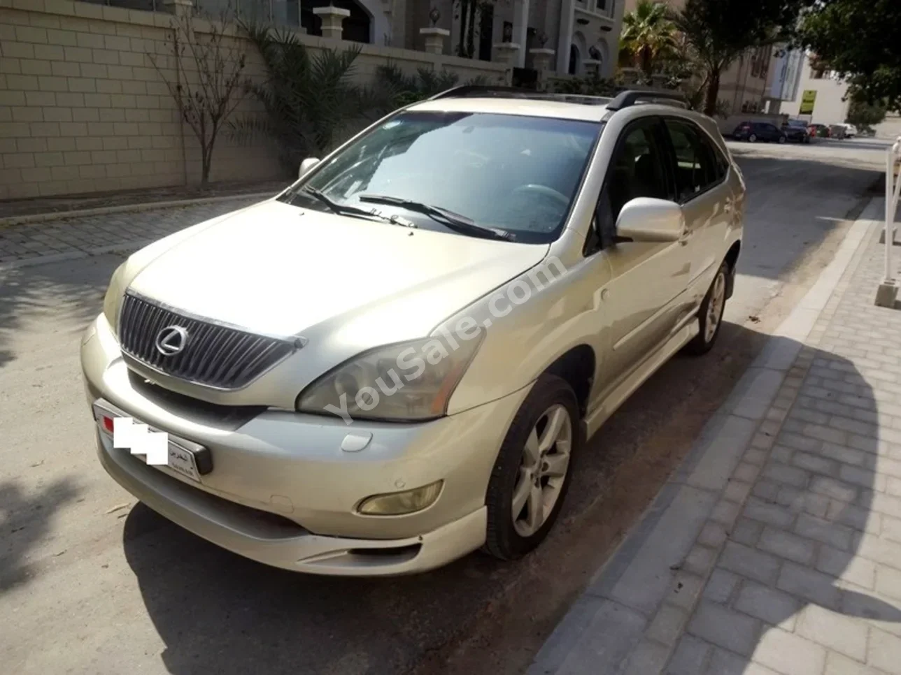 Lexus RX 300 2005 Automatic 180,000 KM 6 Cylinder SUV Beige