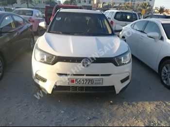 SSangyong  Tivoli  2016  SUV  Automatic  4  6,800  FWD  White  Gasoline