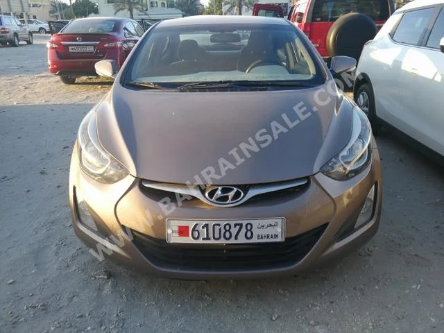 Hyundai  Elantra  2015  Sedan  Automatic  4  79,000  FWD  Copper  Gasoline