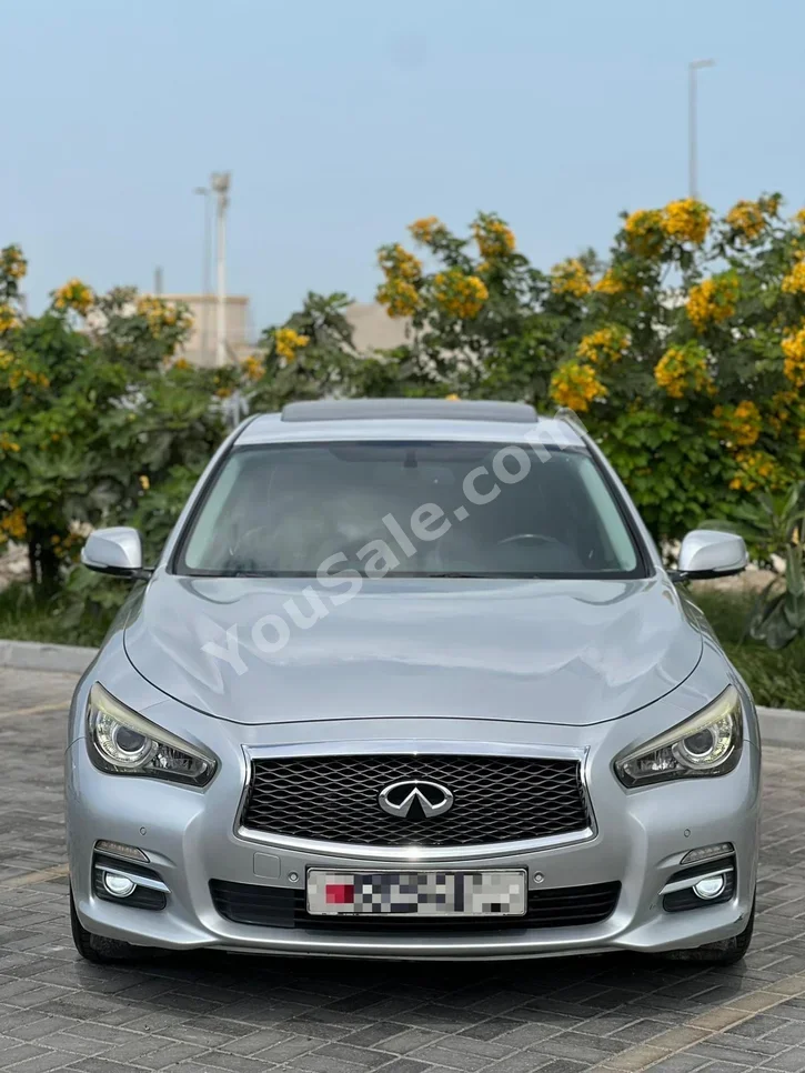 Infiniti Q 50 2016 Automatic 150,000 KM 4 Cylinder Sedan Silver