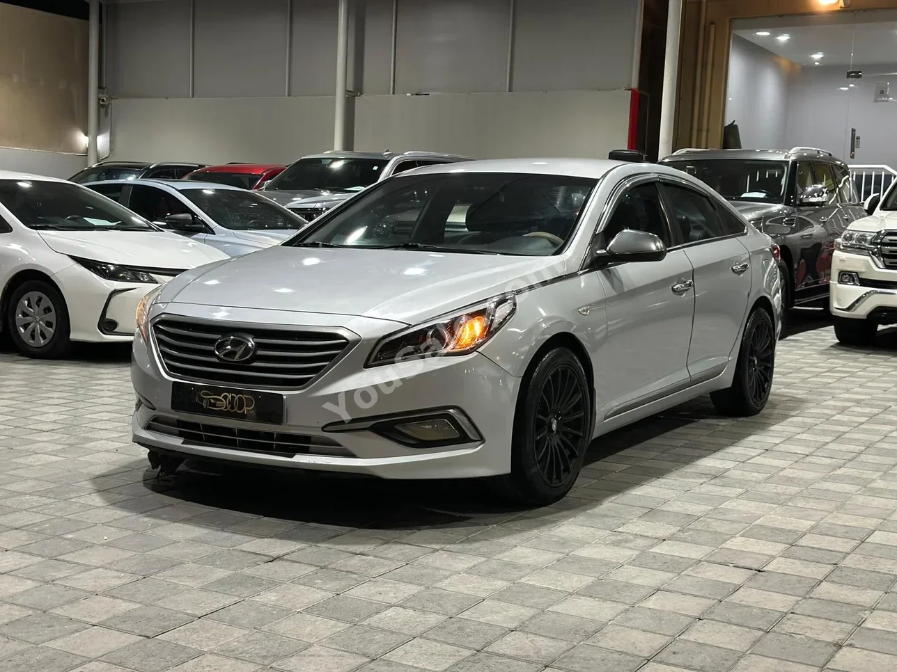 هيونداي  سوناتا  2018  اتوماتك  170,000 كم  4 سلندر  سيدان  فضي