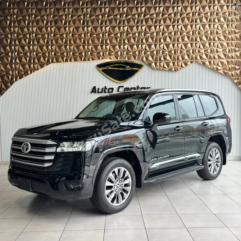Toyota  Land Cruiser  GXR  2026  Automatic  27,800 KM  6 Cylinder  SUV  Black  With Warranty