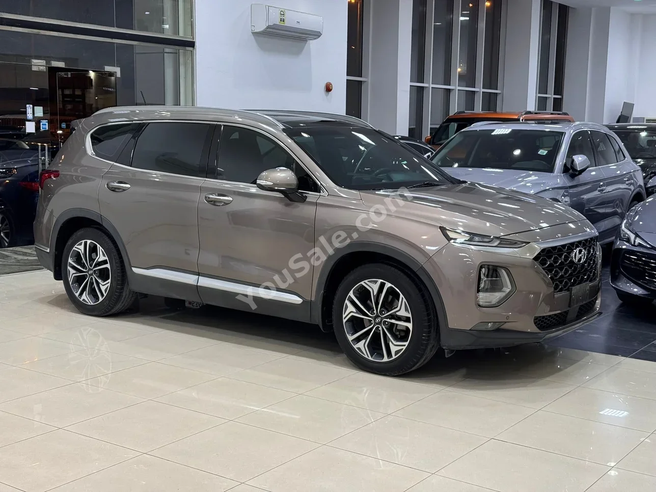 هيونداي  سانتا في  2019  اتوماتك  96,450 كم  6 سلندر  اس يو في  بني