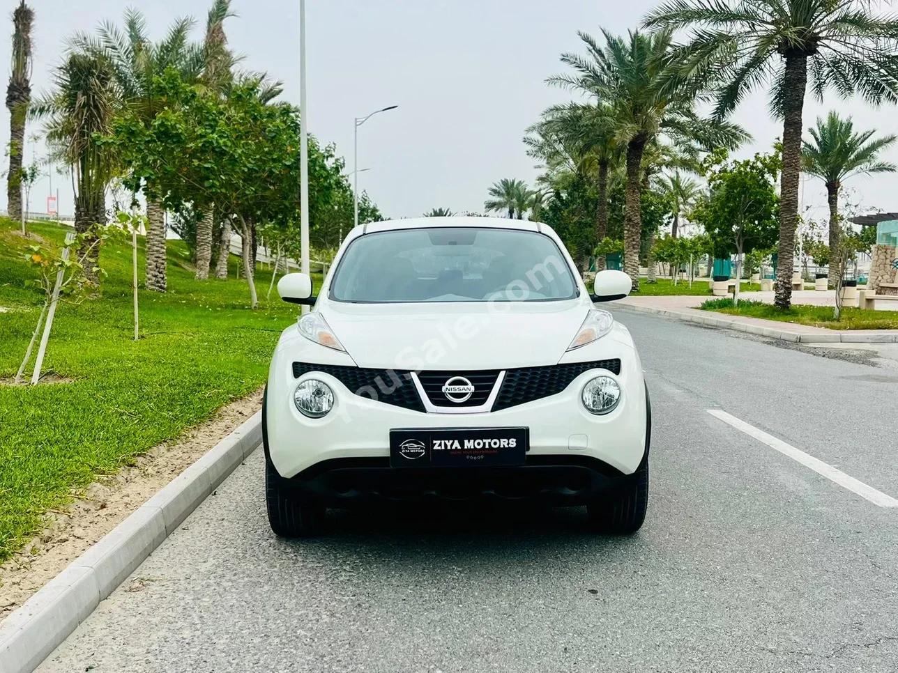 Nissan  Juke  2012  Automatic  180,000 KM  4 Cylinder  SUV  White