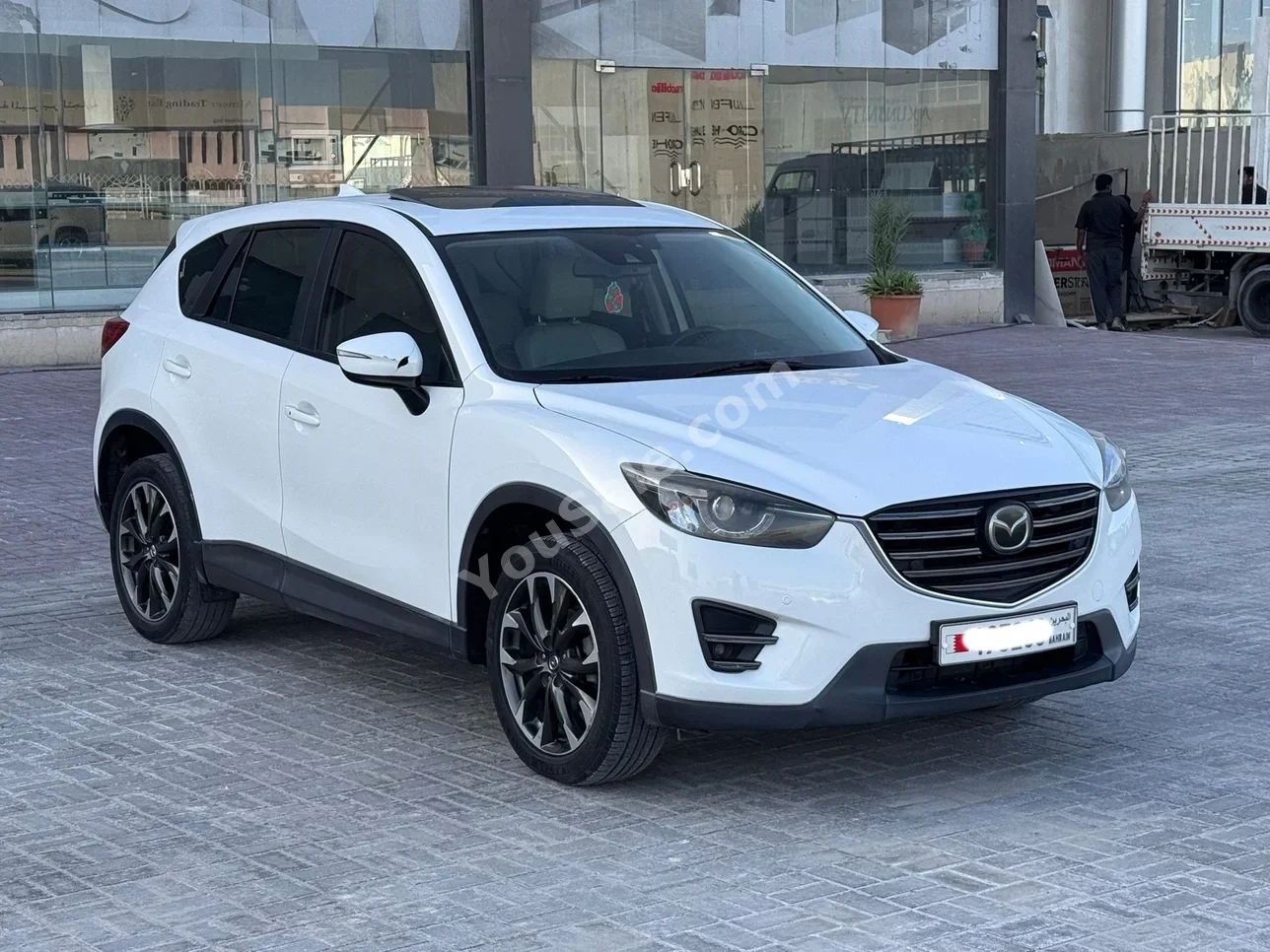 Mazda  CX  5  2016  Automatic  146,300 KM  4 Cylinder  SUV  White