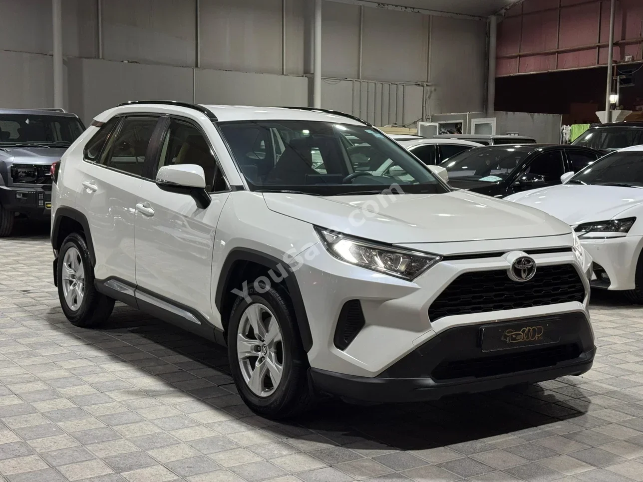 Toyota Rav 4 2021 Automatic 122,000 KM 4 Cylinder SUV White With Warranty