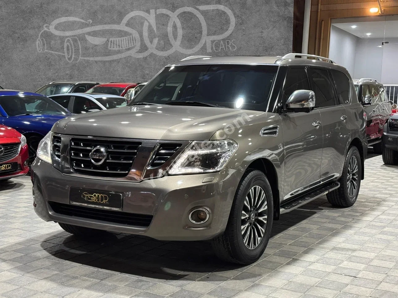 Nissan  Patrol  Platinum  2014  Automatic  312,000 KM  6 Cylinder  SUV  Brown