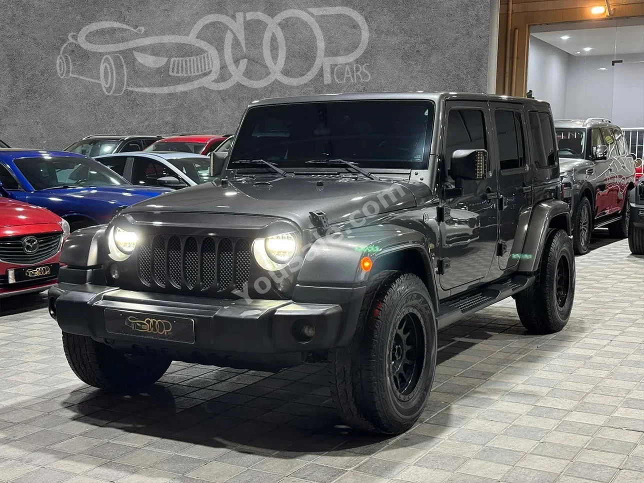 Jeep Wrangler Sahara 2016 Automatic 134,000 KM 6 Cylinder SUV Gray