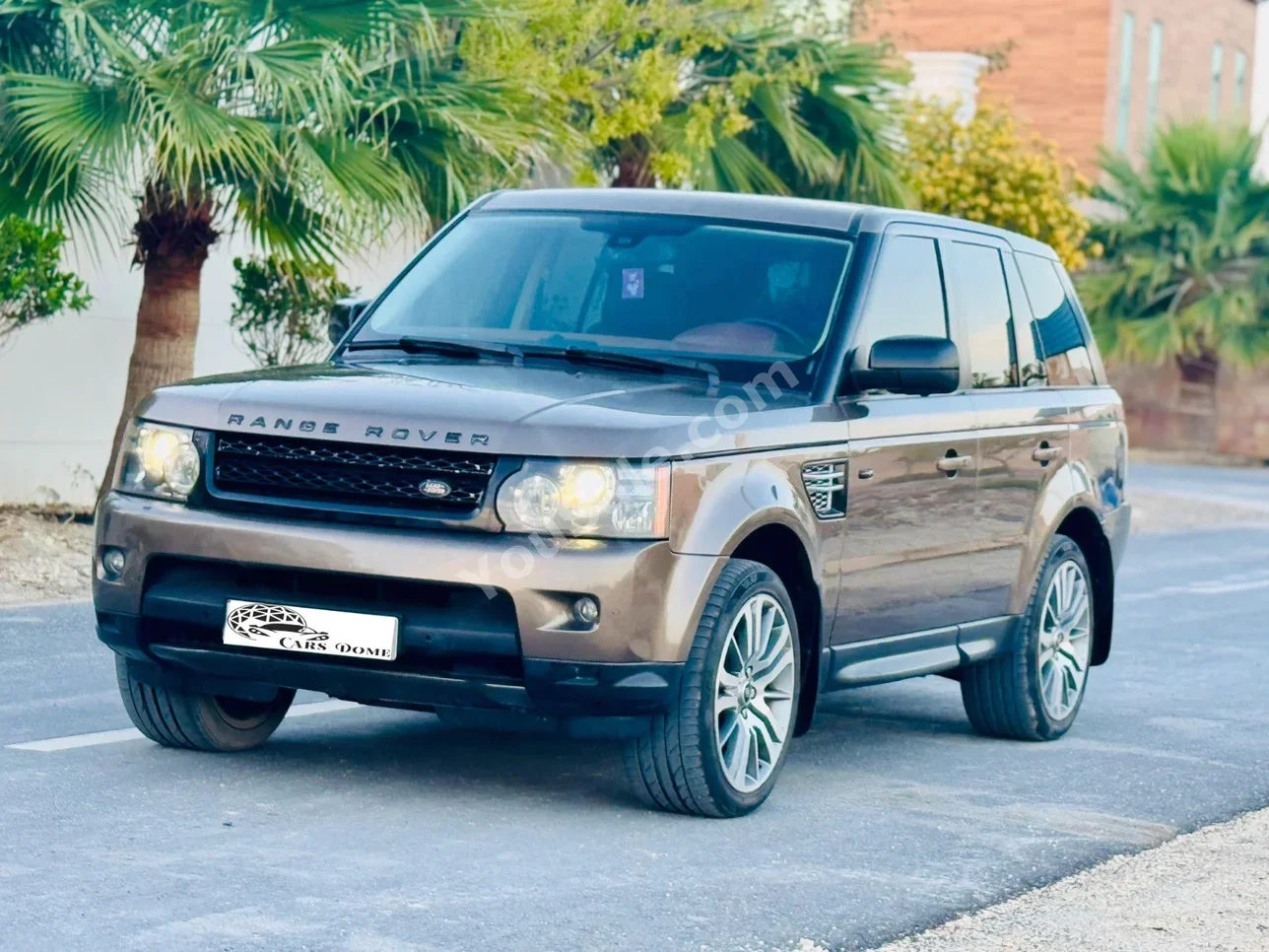 Land Rover Range Rover Sport 2013 Automatic 167,000 KM 8 Cylinder SUV Brown