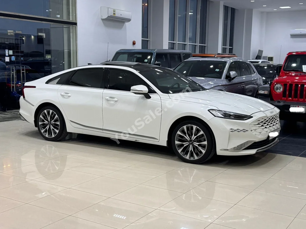 Kia  K5  2024  Automatic  14,550 KM  6 Cylinder  Sedan  White  With Warranty