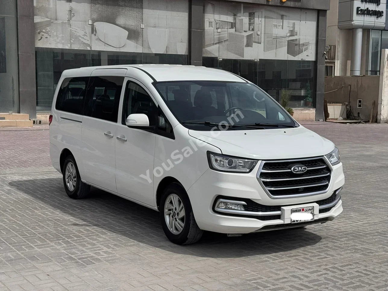 JAC  Jac  2024  Manual  123,300 KM  4 Cylinder  Van / Bus  White  With Warranty
