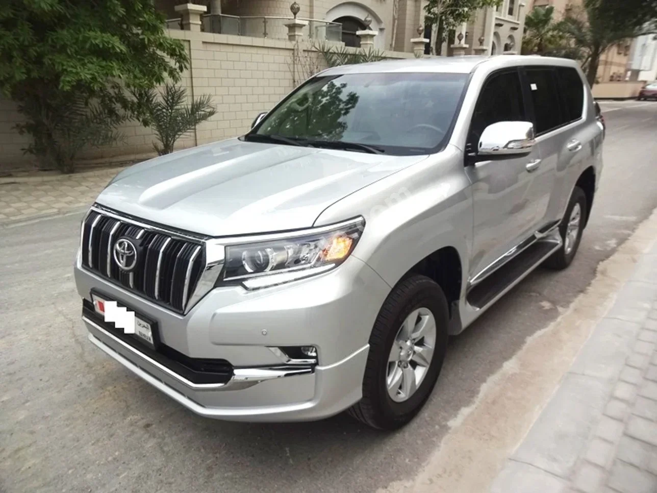 Toyota  Prado  TXL  2022  Automatic  41,000 KM  4 Cylinder  SUV  Silver