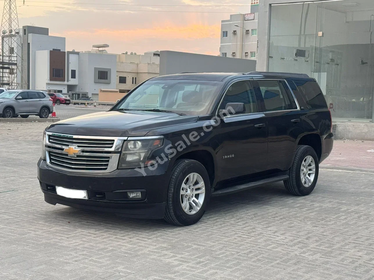 Chevrolet Tahoe 2017 Automatic 190,250 KM 8 Cylinder SUV Black