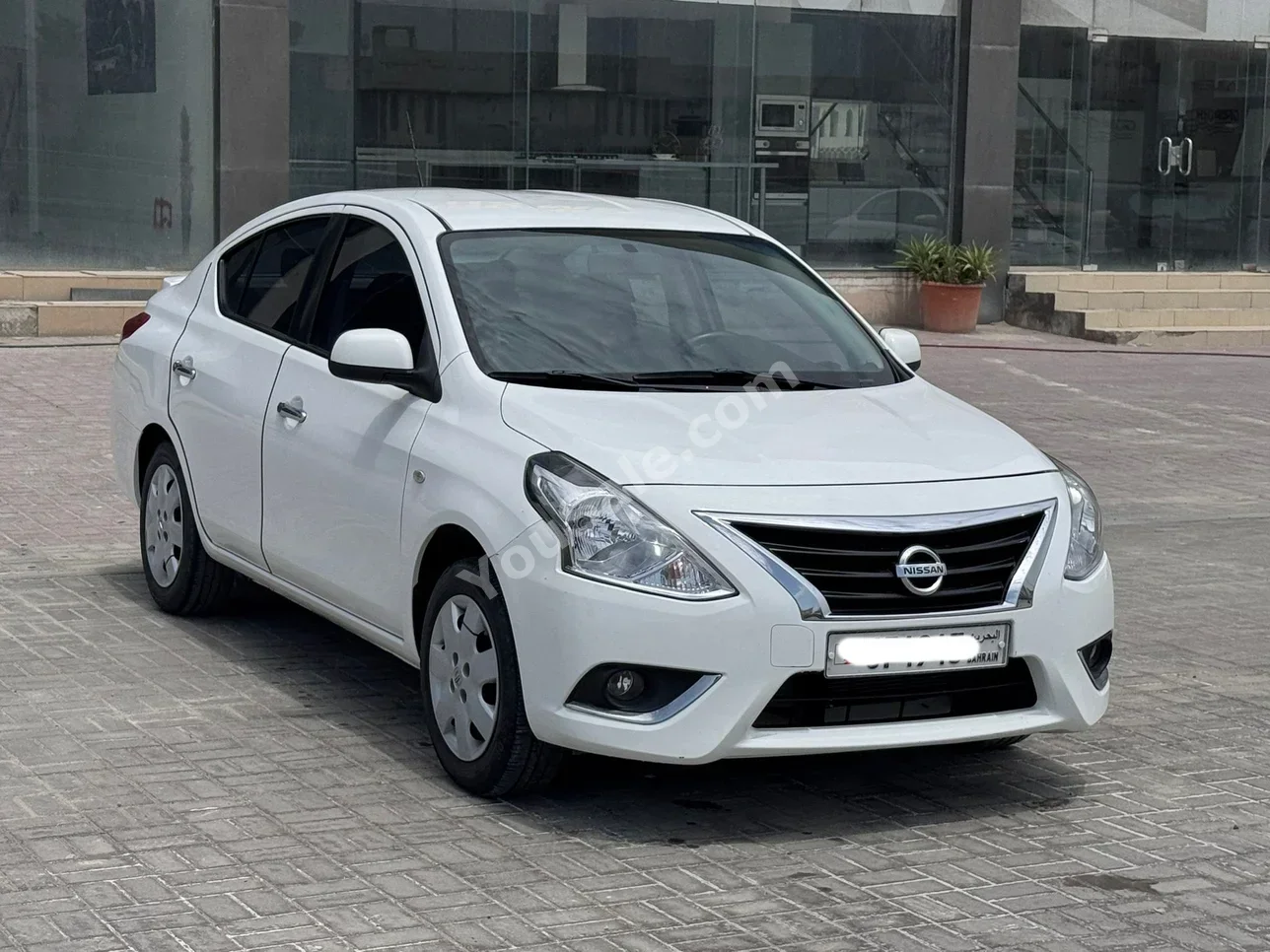 Nissan Sunny 2024 Automatic 43,100 KM 4 Cylinder Sedan White With Warranty