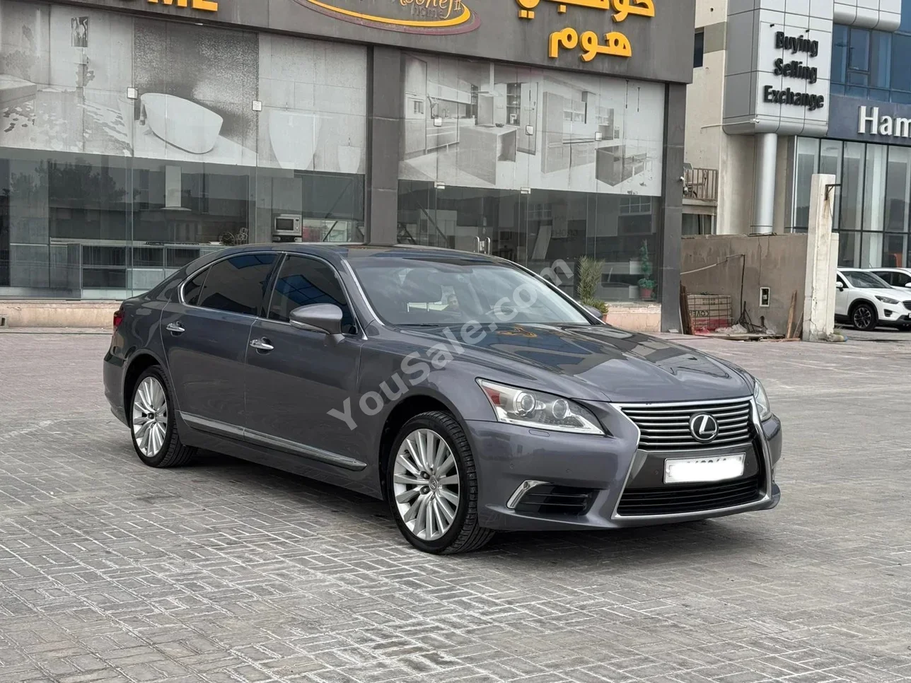 Lexus  LS  460 L  2015  Automatic  171,400 KM  8 Cylinder  Sedan  Gray
